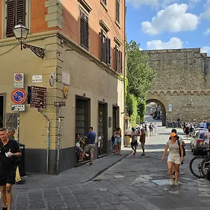 Charming House In San Niccolo Florence