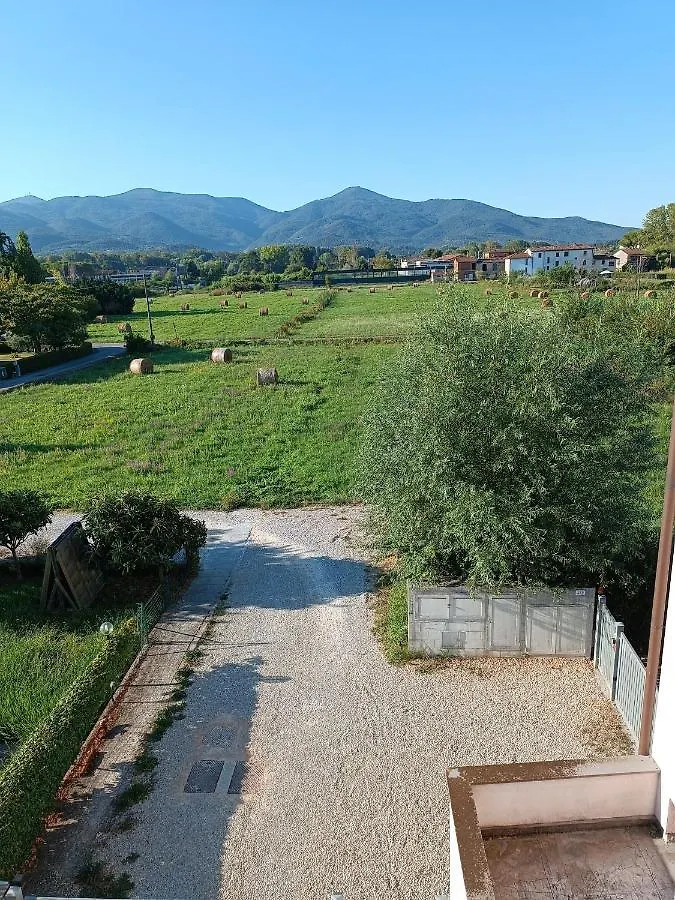 Apartment Ferienwohnung Casa Degli Aromi Lucca Italien